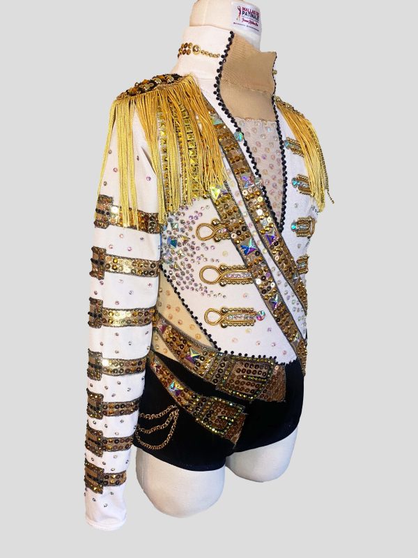 Malla de Aerodanza inspirada en Michael Jackson, estilo chaqueta militar blanca con detalles en dorado.